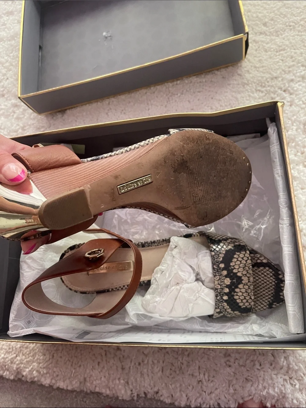 Louise et Cie chic wedge